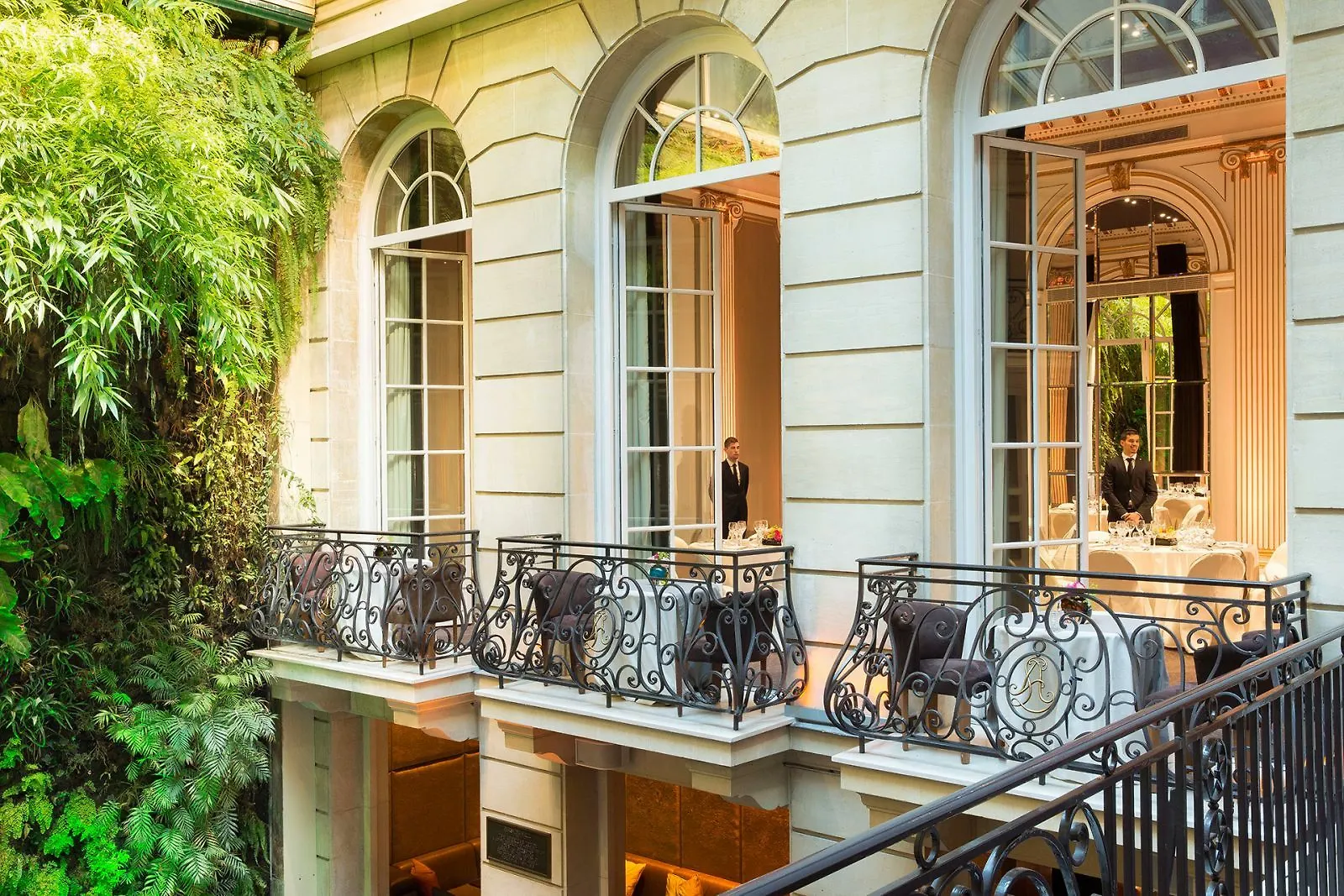 Pershing Hall Paris Hotel