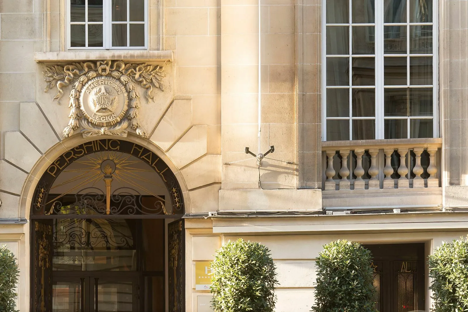 Hotel Pershing Hall Paris